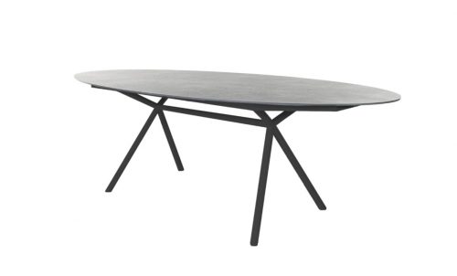 Bert Plantagie eettafel Aiven Ovaal