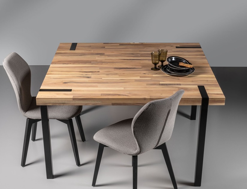 Interstar eettafel Molenwiek