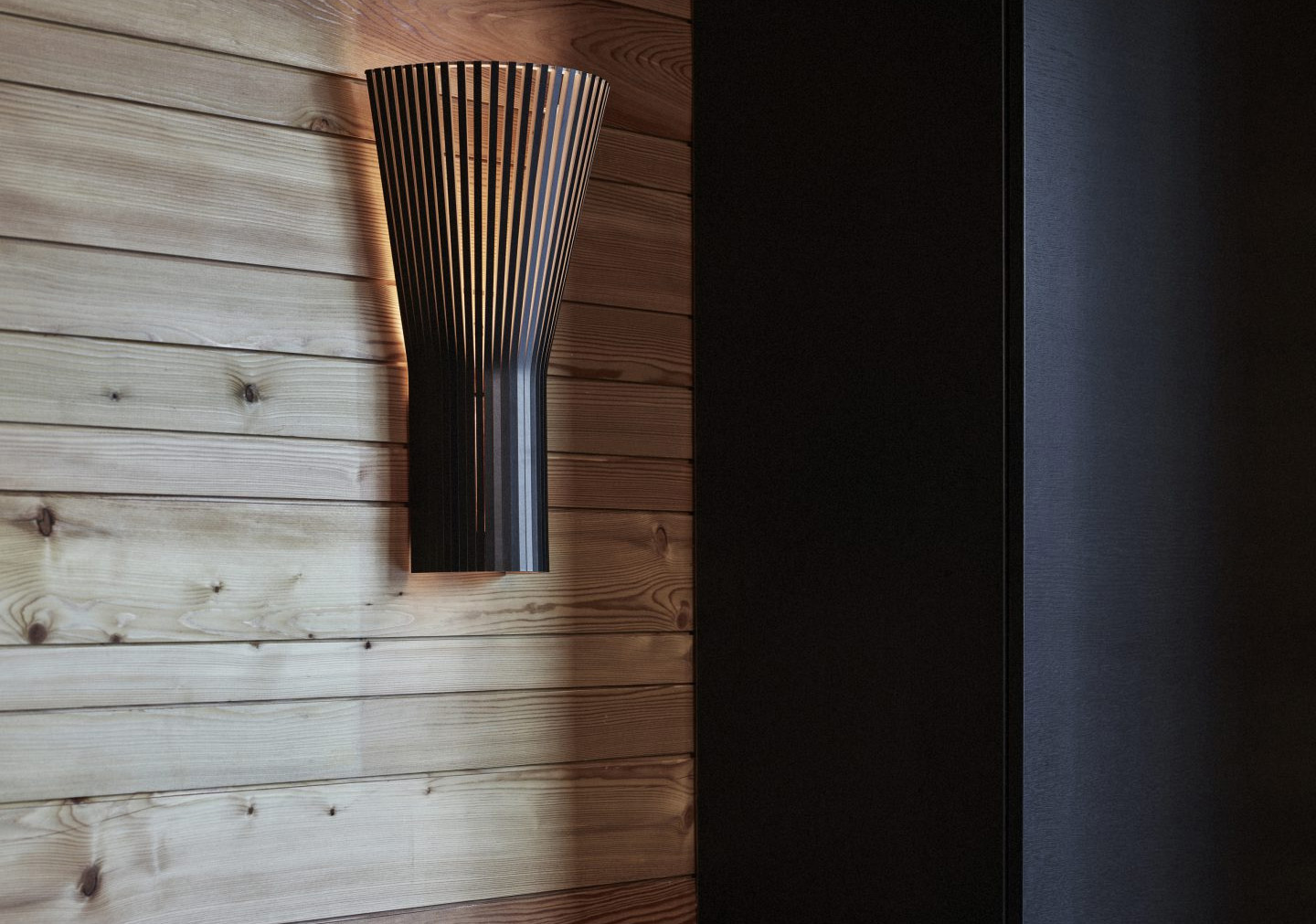 Wandlamp Secto Design | Hoogebeen Interieur