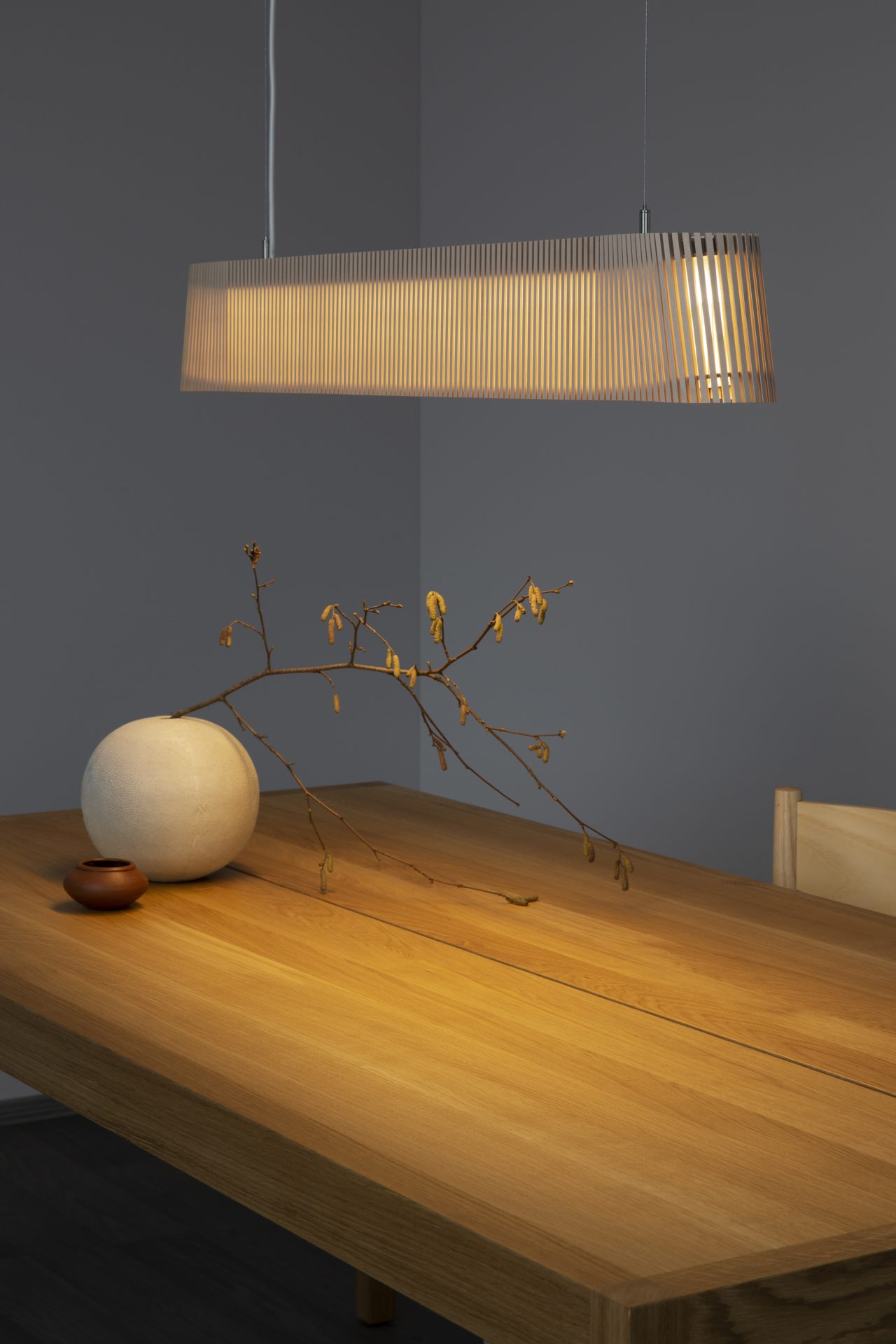 Secto Design Owalo 7000 hanglamp boven eettafel