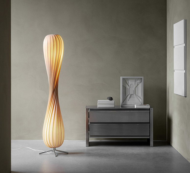 Tom Rossau TR7 vloerlamp 148 cm